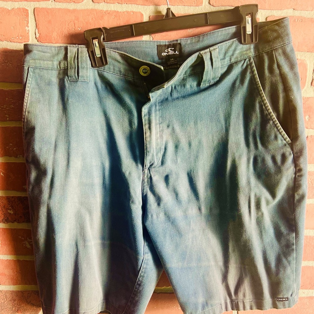 Men’s O’Neill shorts size 34